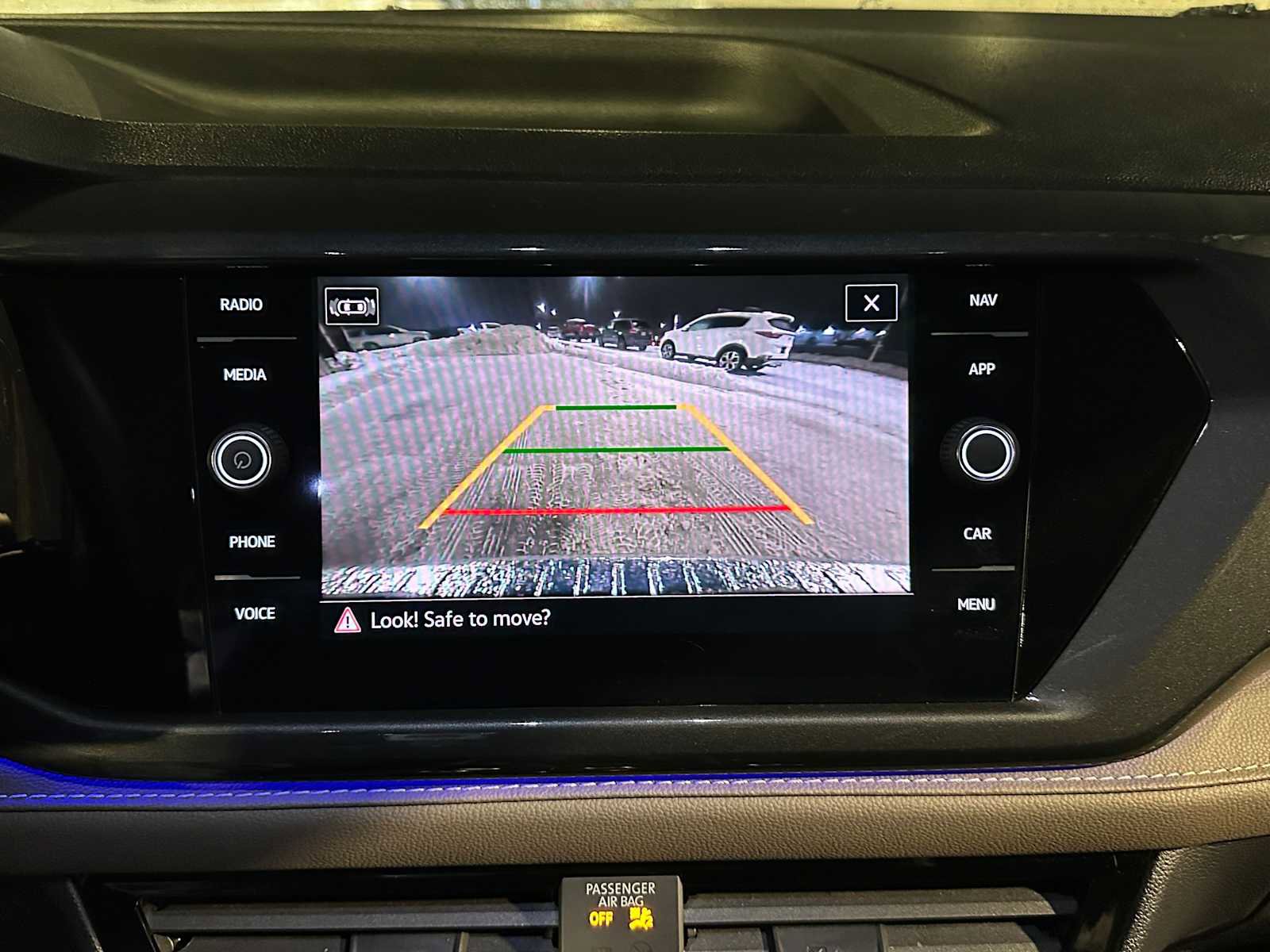 Used 2023 Volkswagen Taos SEL image 29