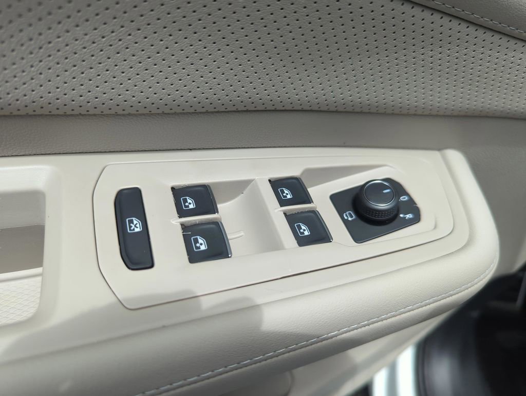 New 2026 Volkswagen Atlas SEL Premium R-Line image 27