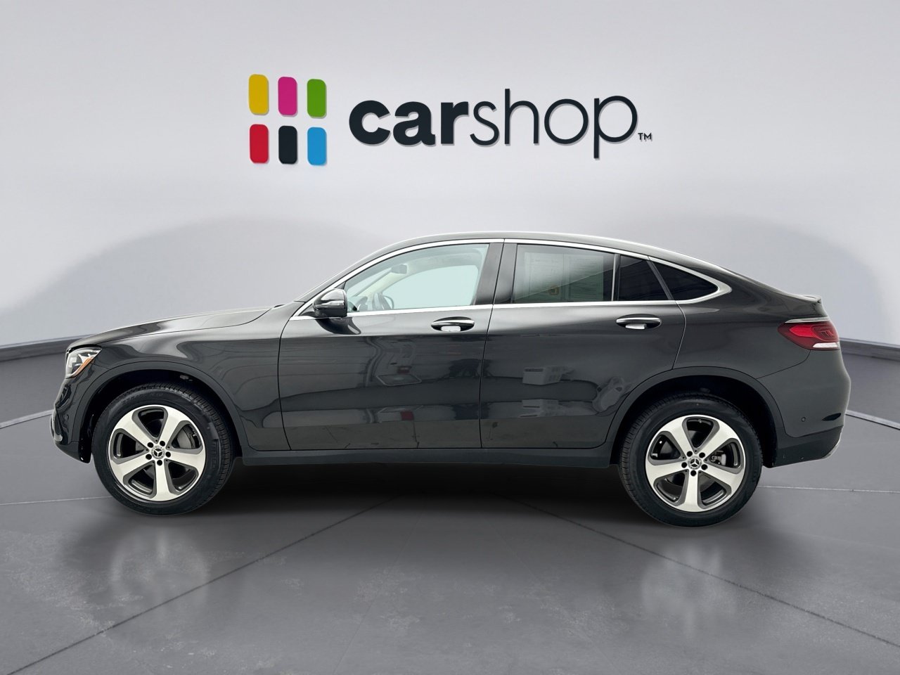 Used 2023 Mercedes-Benz GLC 300 4MATIC Coupe image 2