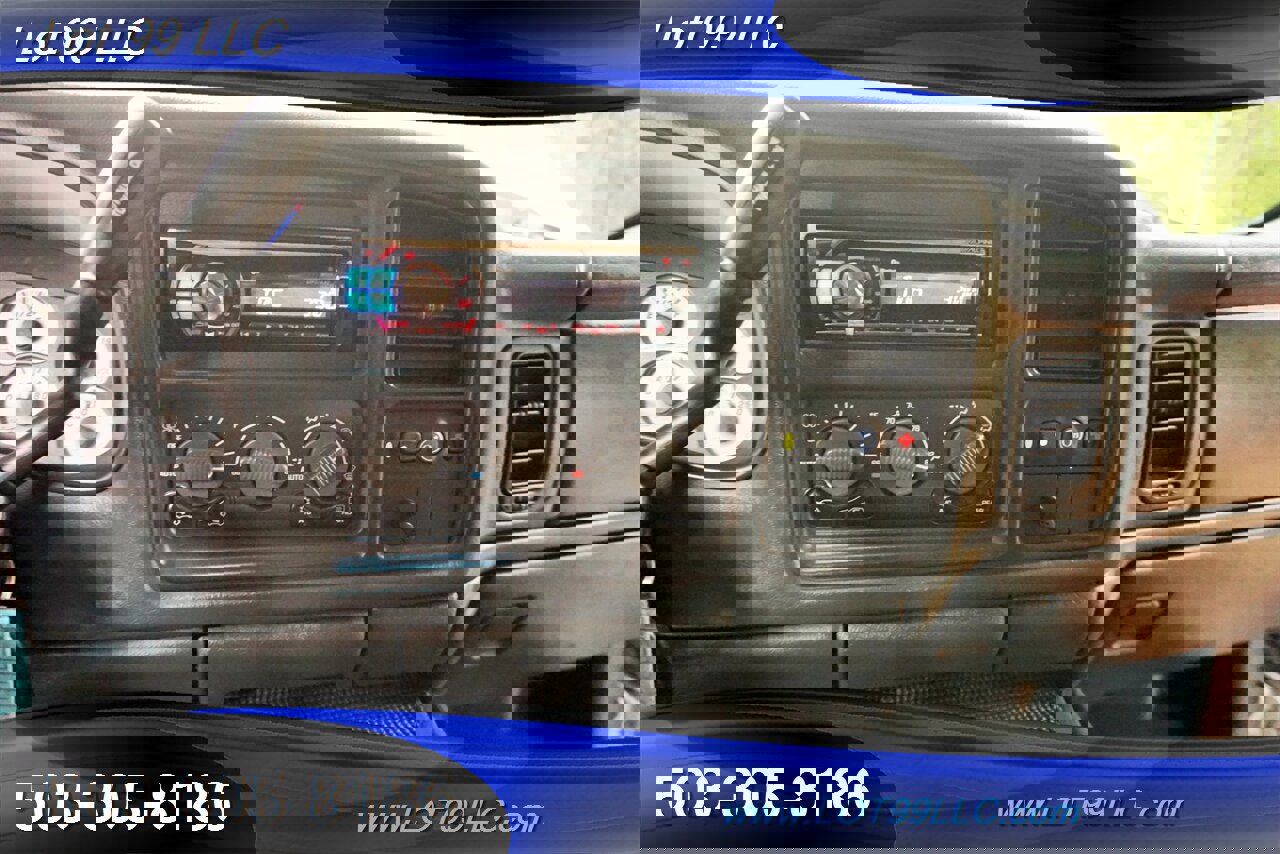 Used 2002 Chevrolet Avalanche 4x4 w/ North Face Edition image 23