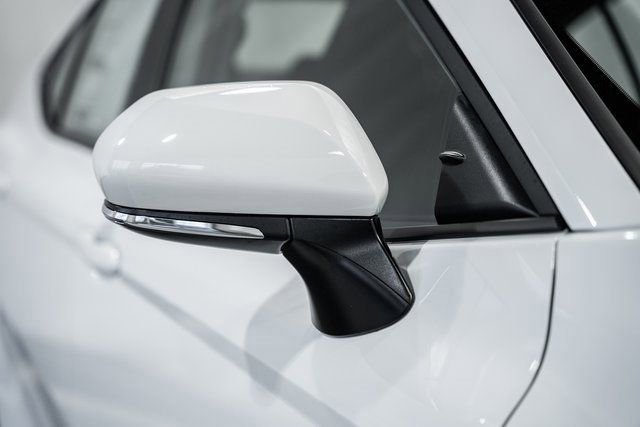 Used 2026 Toyota Camry LE image 12