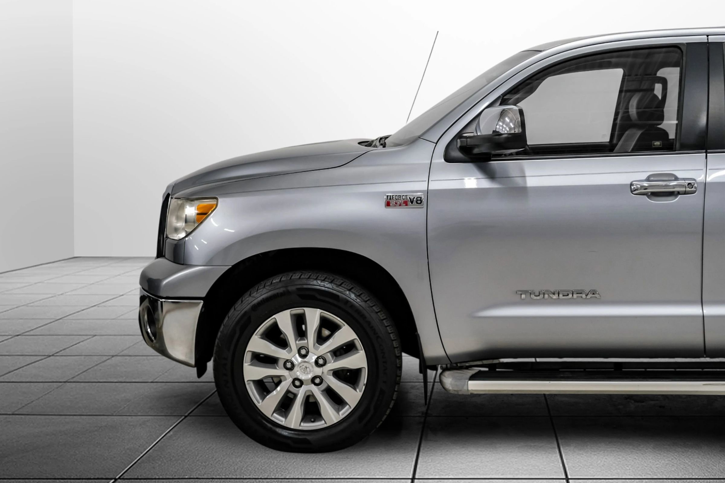 Used 2010 Toyota Tundra Limited AWD/4WD image 13