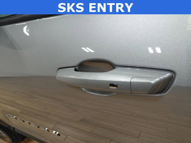 Used 2025 Chevrolet Equinox LT image 8