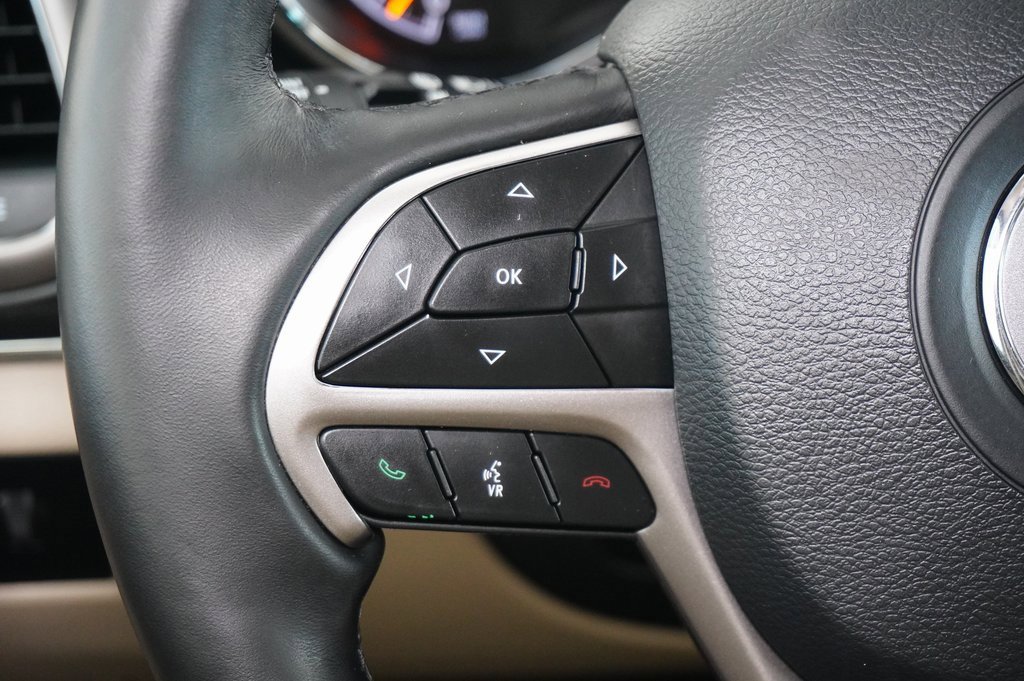 Used 2021 Jeep Grand Cherokee Limited image 21