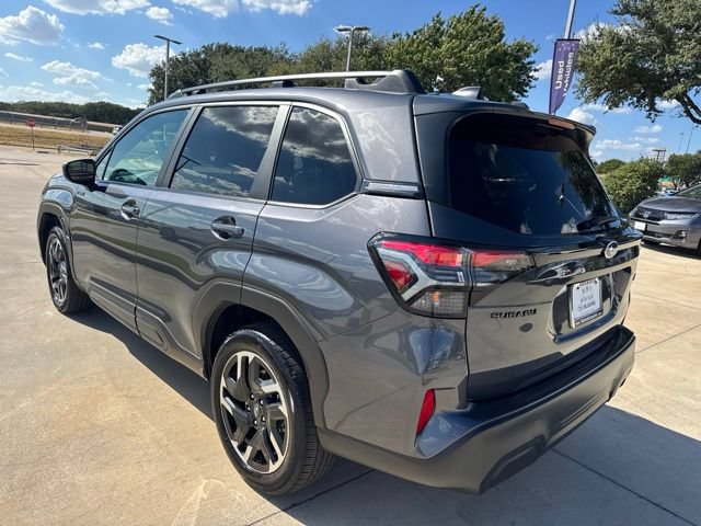 Used 2026 Subaru Forester Premium AWD/4WD image 5