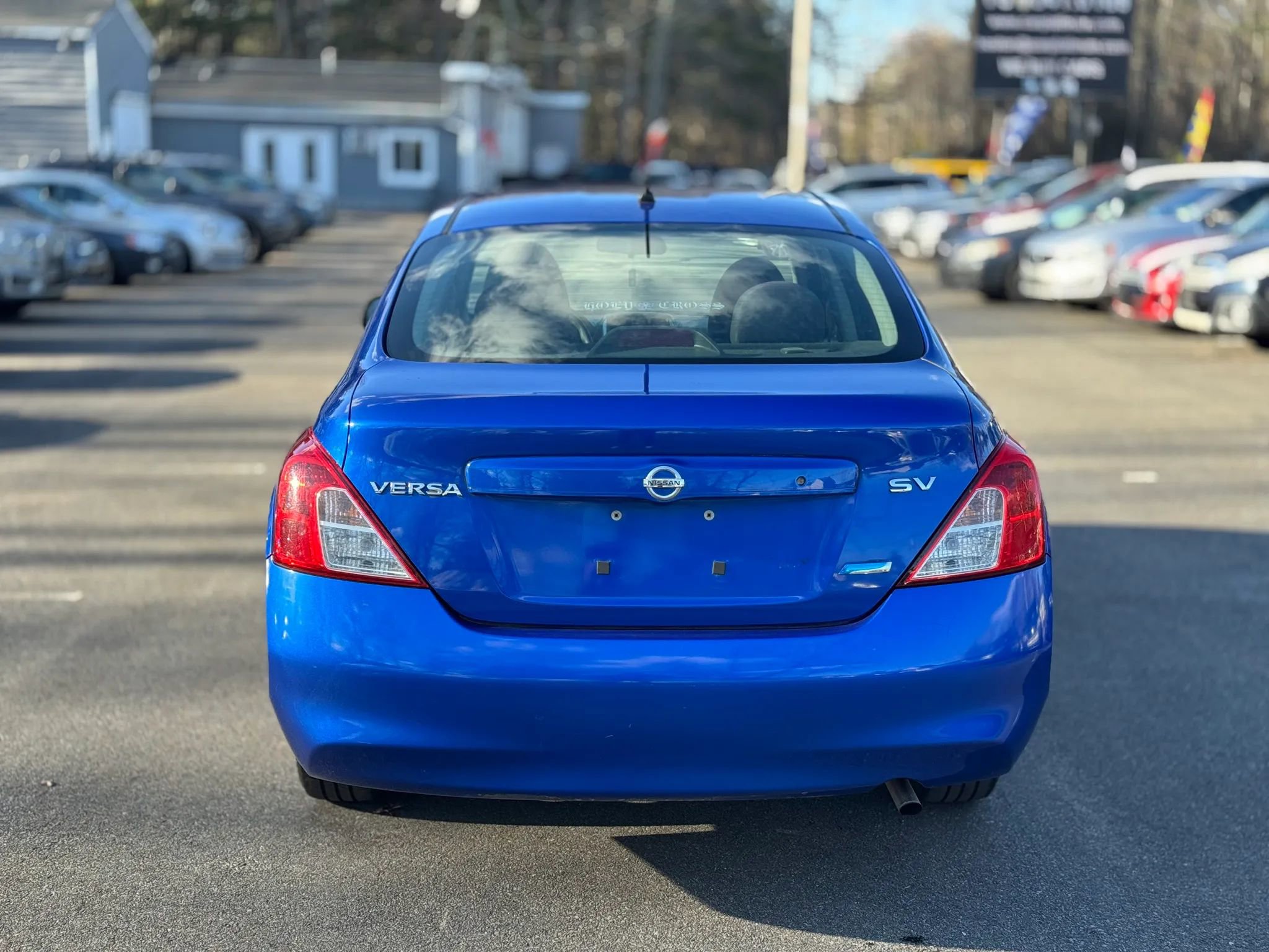 Used 2012 Nissan Versa SV image 6