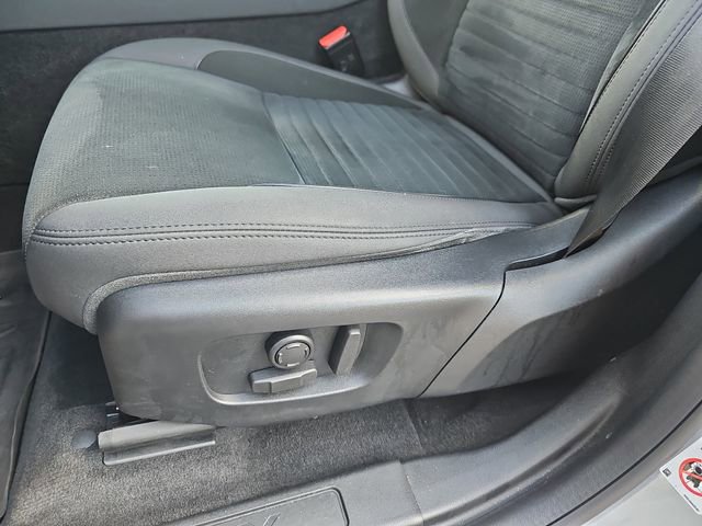 Used 2020 Land Rover Discovery Sport S image 16