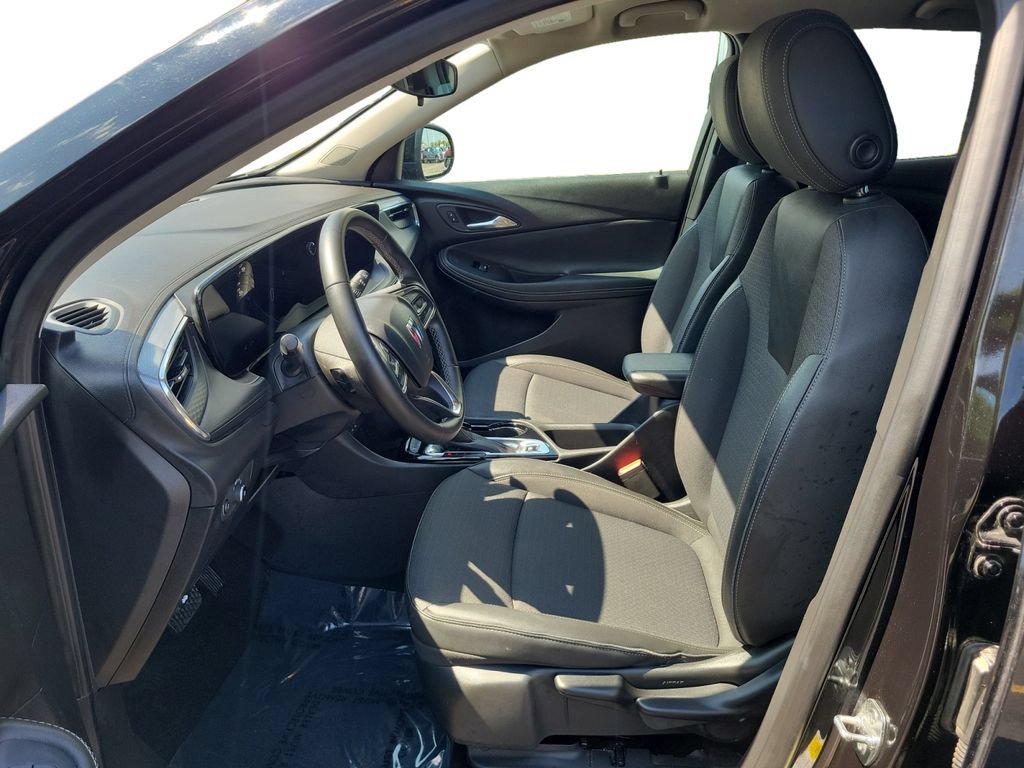 Used 2025 Buick Encore GX Preferred FWD image 20
