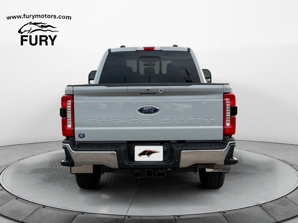Used 2025 Ford F350 Lariat AWD/4WD image 5