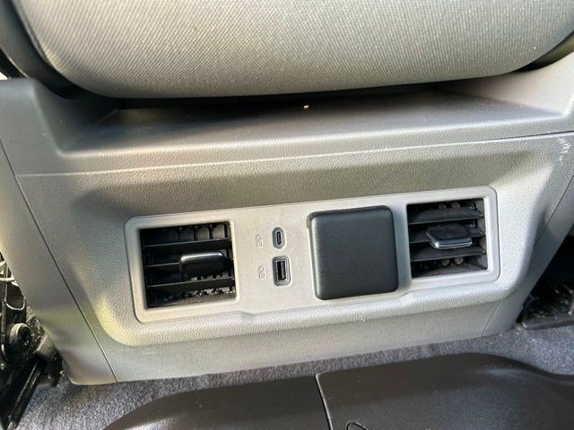 Used 2023 Chevrolet Silverado 1500 LT w/ Protection Package AWD/4WD image 40