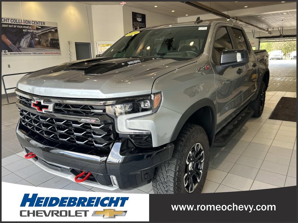 Used 2024 Chevrolet Silverado 1500 ZR2 w/ Technology Package AWD/4WD image 6