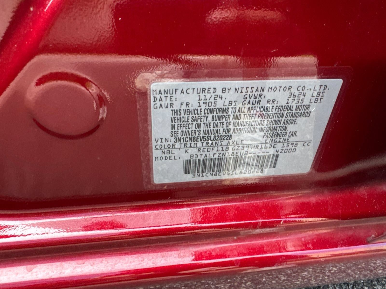 Used 2025 Nissan Versa SV FWD image 31