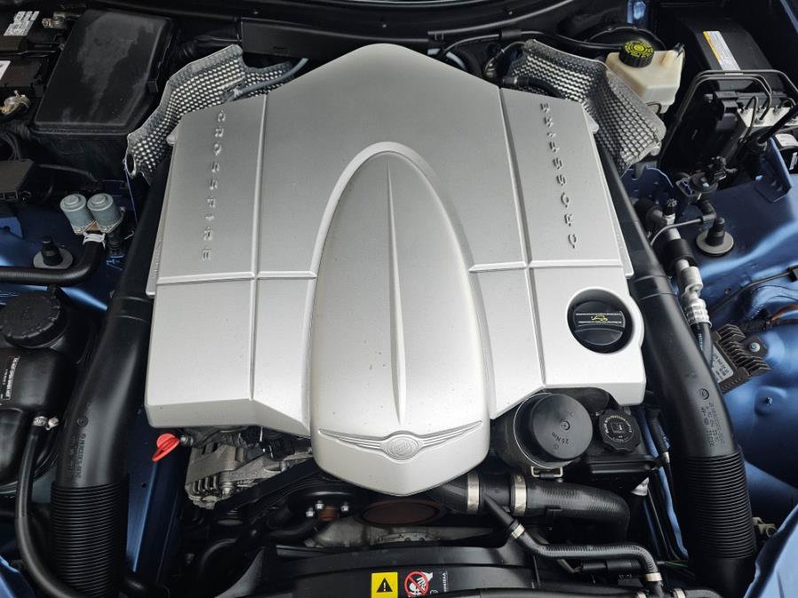 Used 2008 Chrysler Crossfire Limited RWD image 16