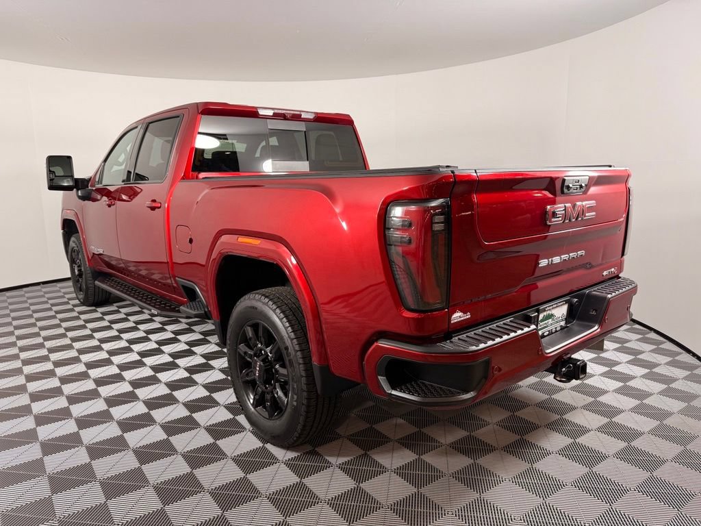 Used 2025 GMC Sierra 2500 AT4 w/ AT4 Preferred Package AWD/4WD image 8
