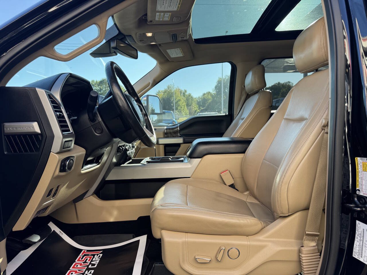 Used 2017 Ford F350 Lariat w/ Lariat Ultimate Package AWD/4WD image 22