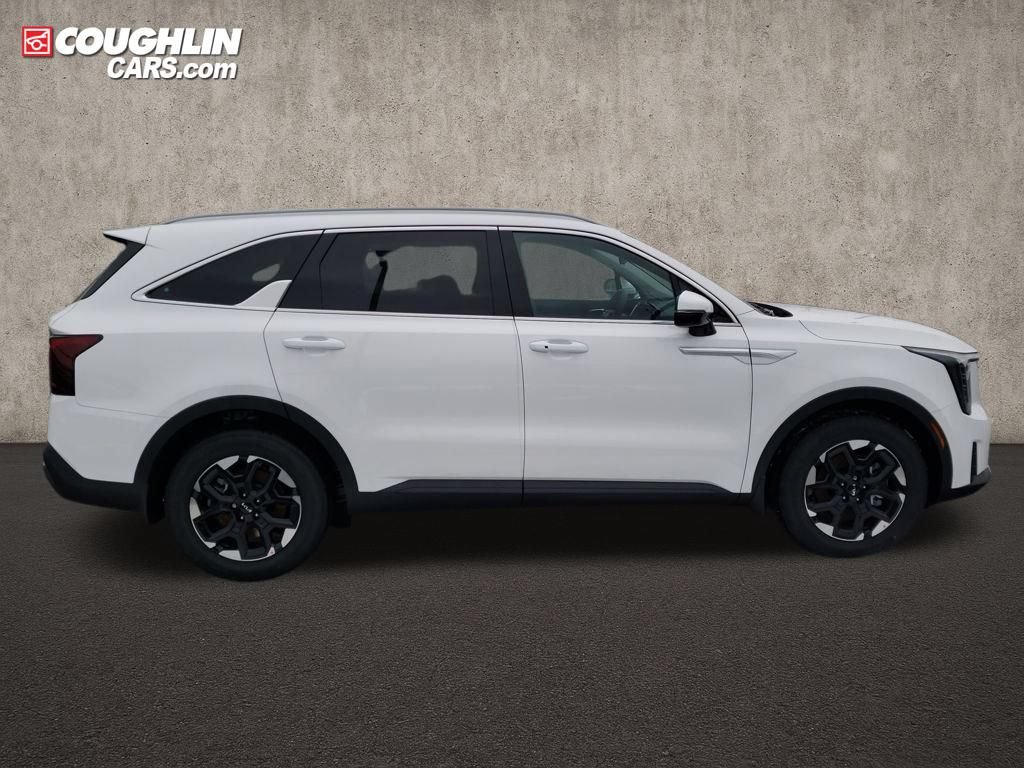 New 2026 Kia Sorento S FWD image 9
