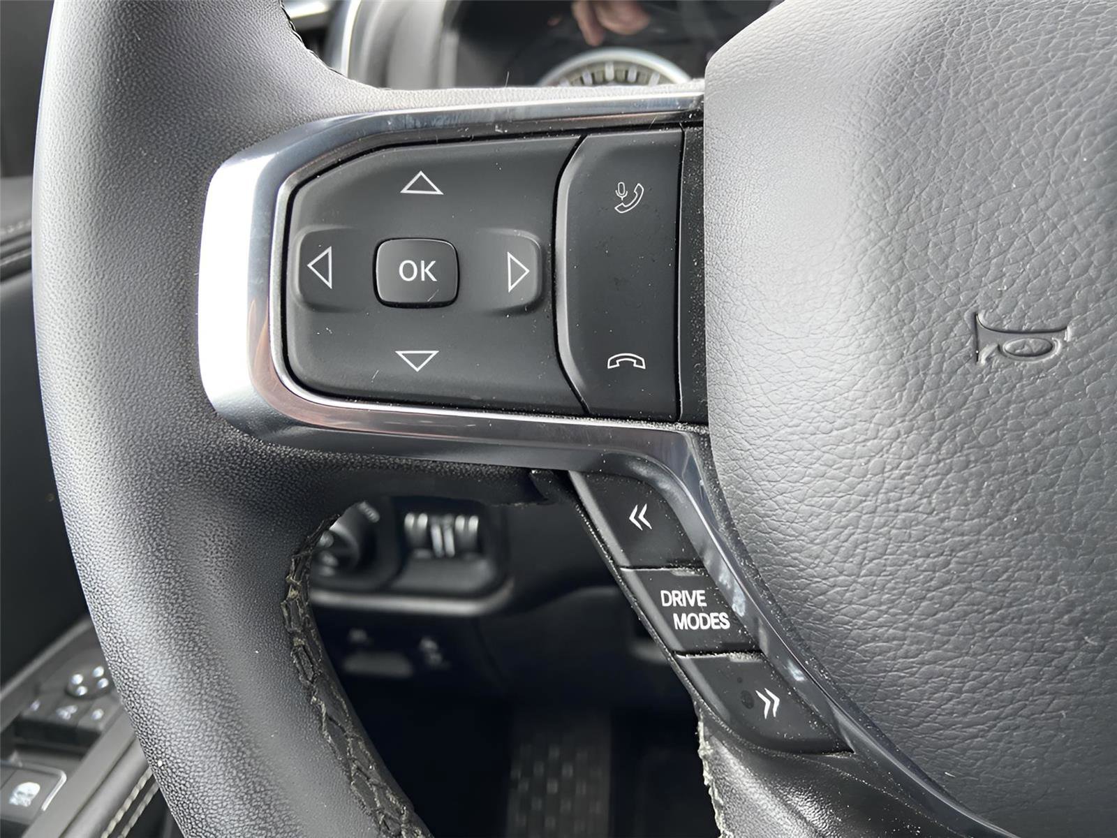 Used 2025 RAM 1500 Laramie image 29