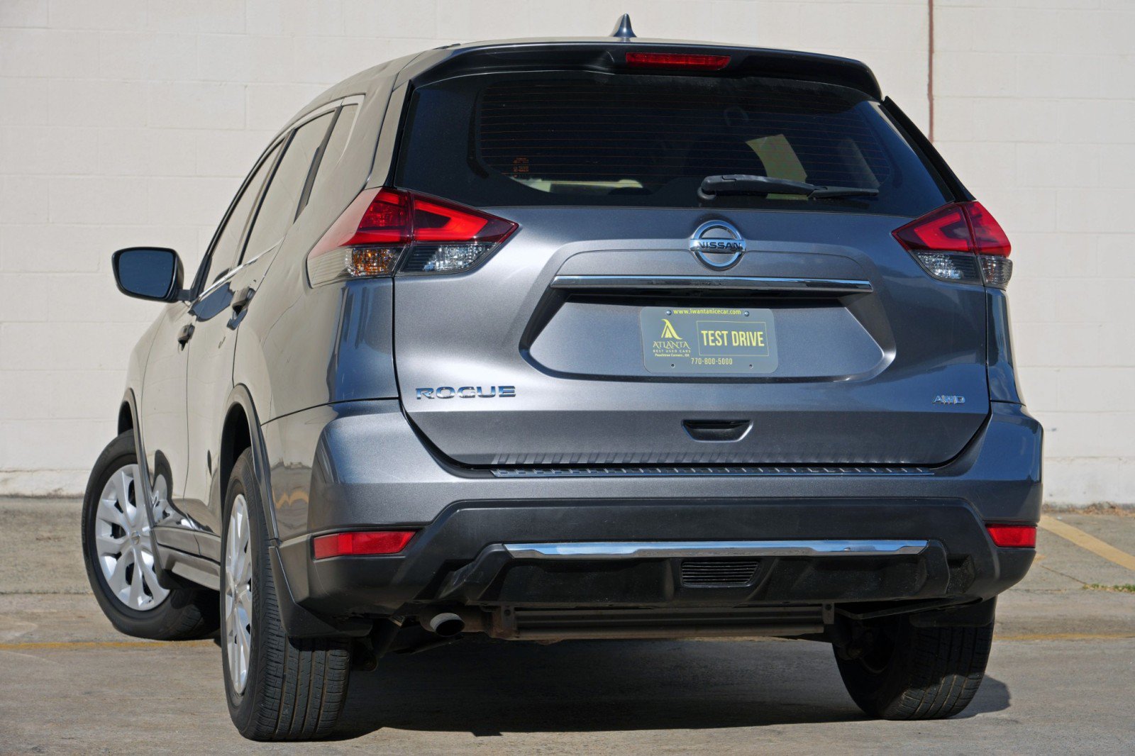 Used 2017 Nissan Rogue S AWD/4WD image 5