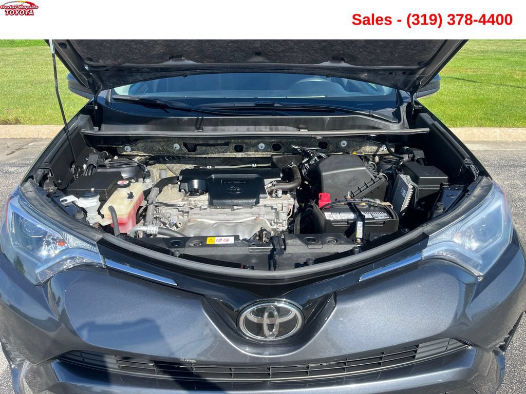 Used 2017 Toyota RAV4 LE w/ All Weather Liner Package AWD/4WD image 19