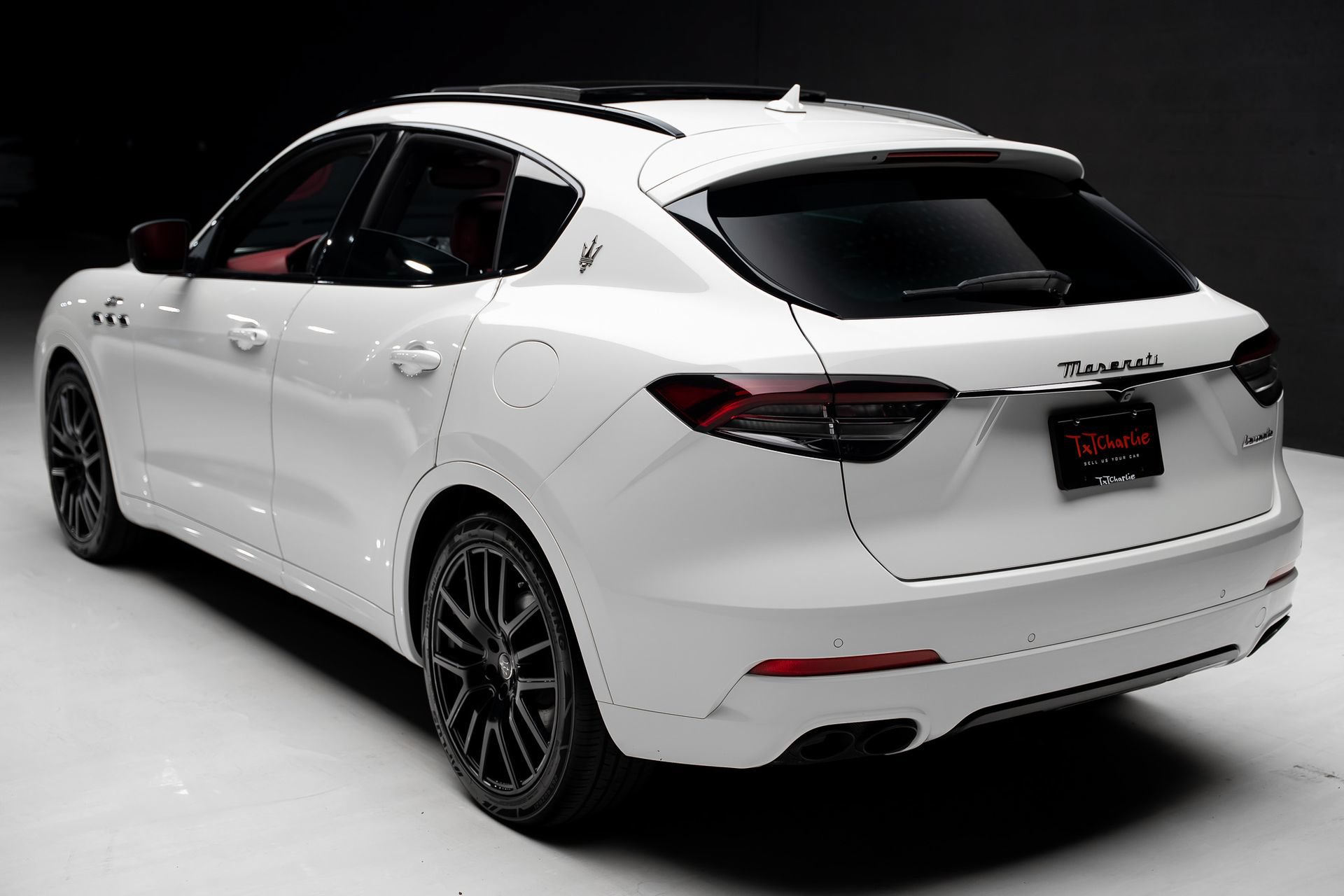 Used 2022 Maserati Levante GT AWD/4WD image 26