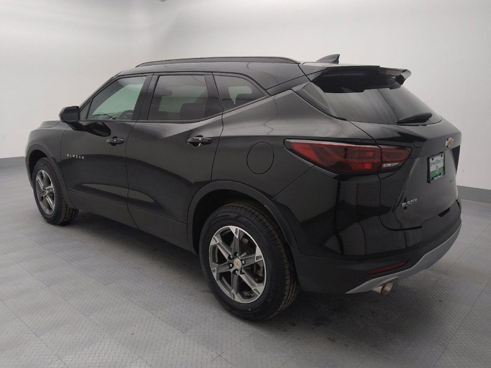 Used 2024 Chevrolet Blazer LT w/ Convenience Package FWD image 3