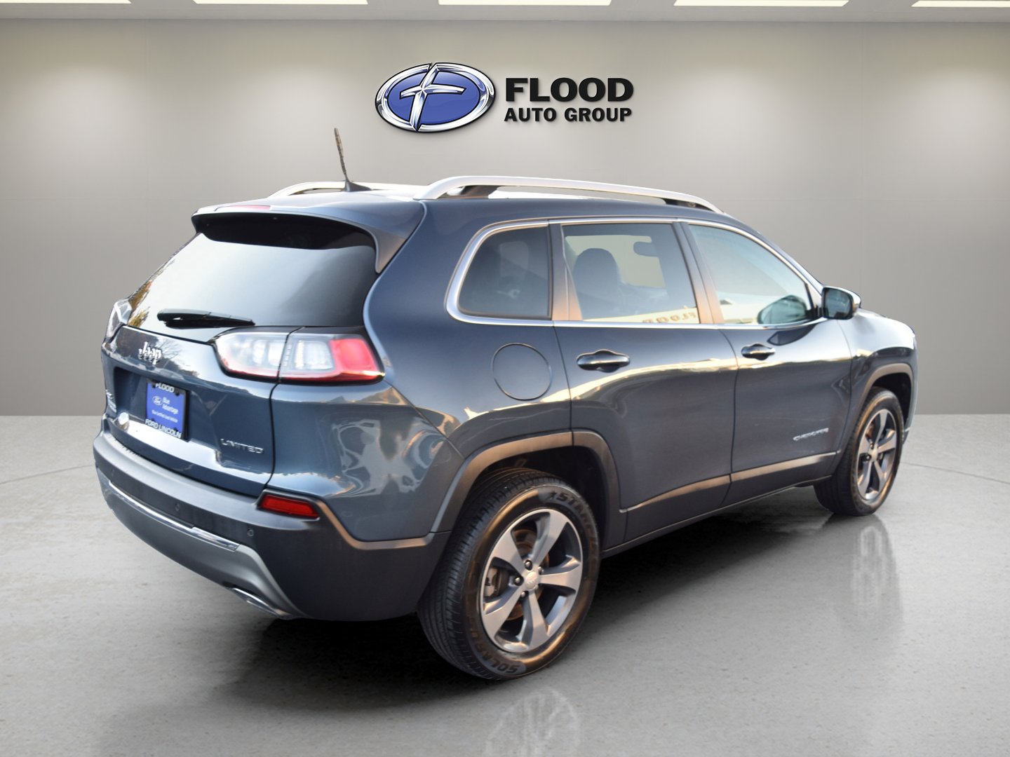 Used 2020 Jeep Cherokee Limited image 4