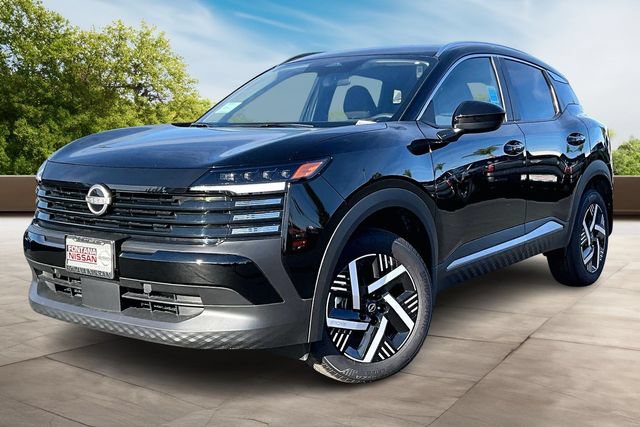 New 2026 Nissan Kicks SV w/ Charging Package FWD image 2