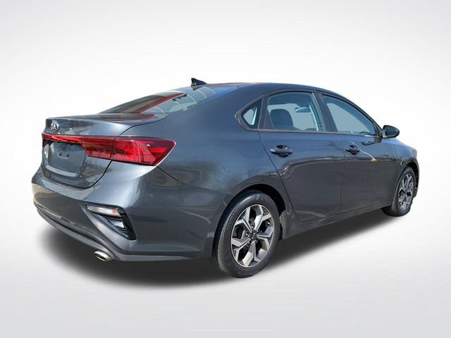 Used 2020 Kia Forte LXS FWD image 3