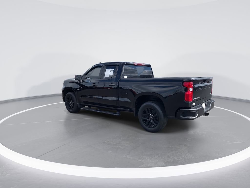 Used 2024 Chevrolet Silverado 1500 Custom image 6