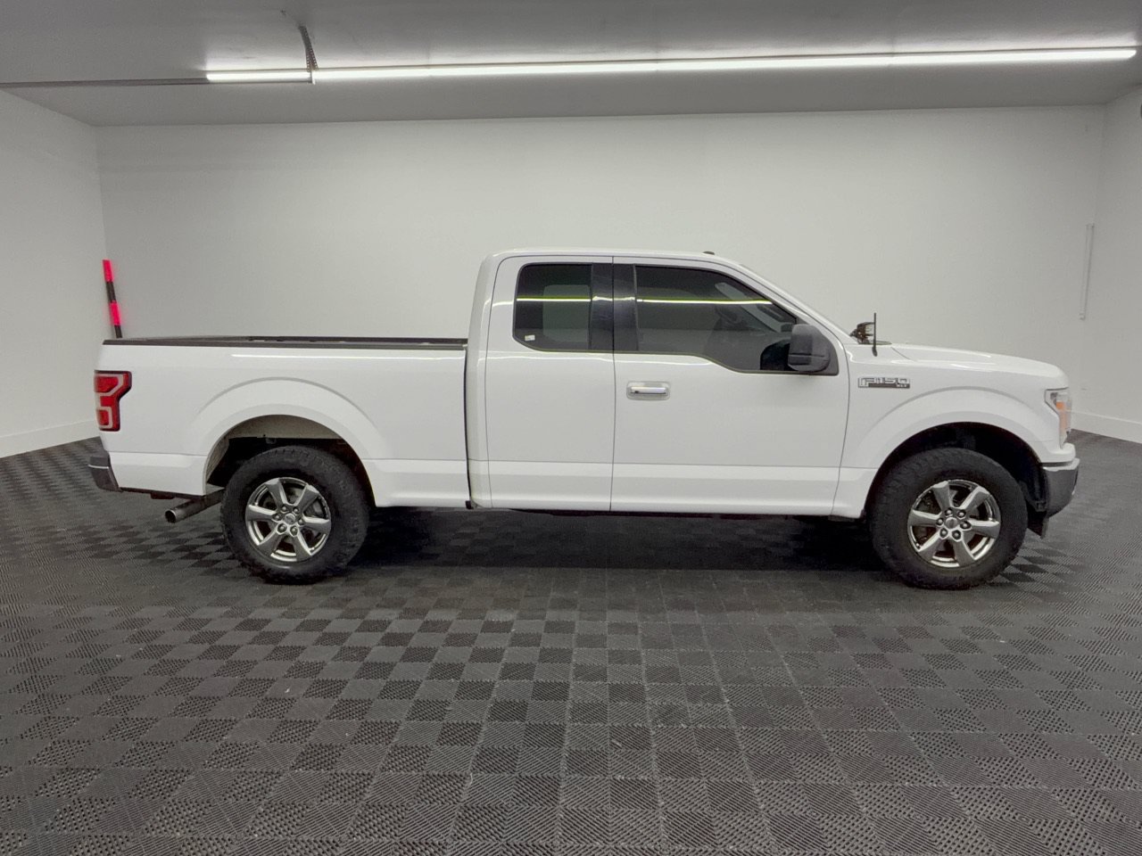 Used 2018 Ford F150 XLT w/ XTR Package AWD/4WD image 8