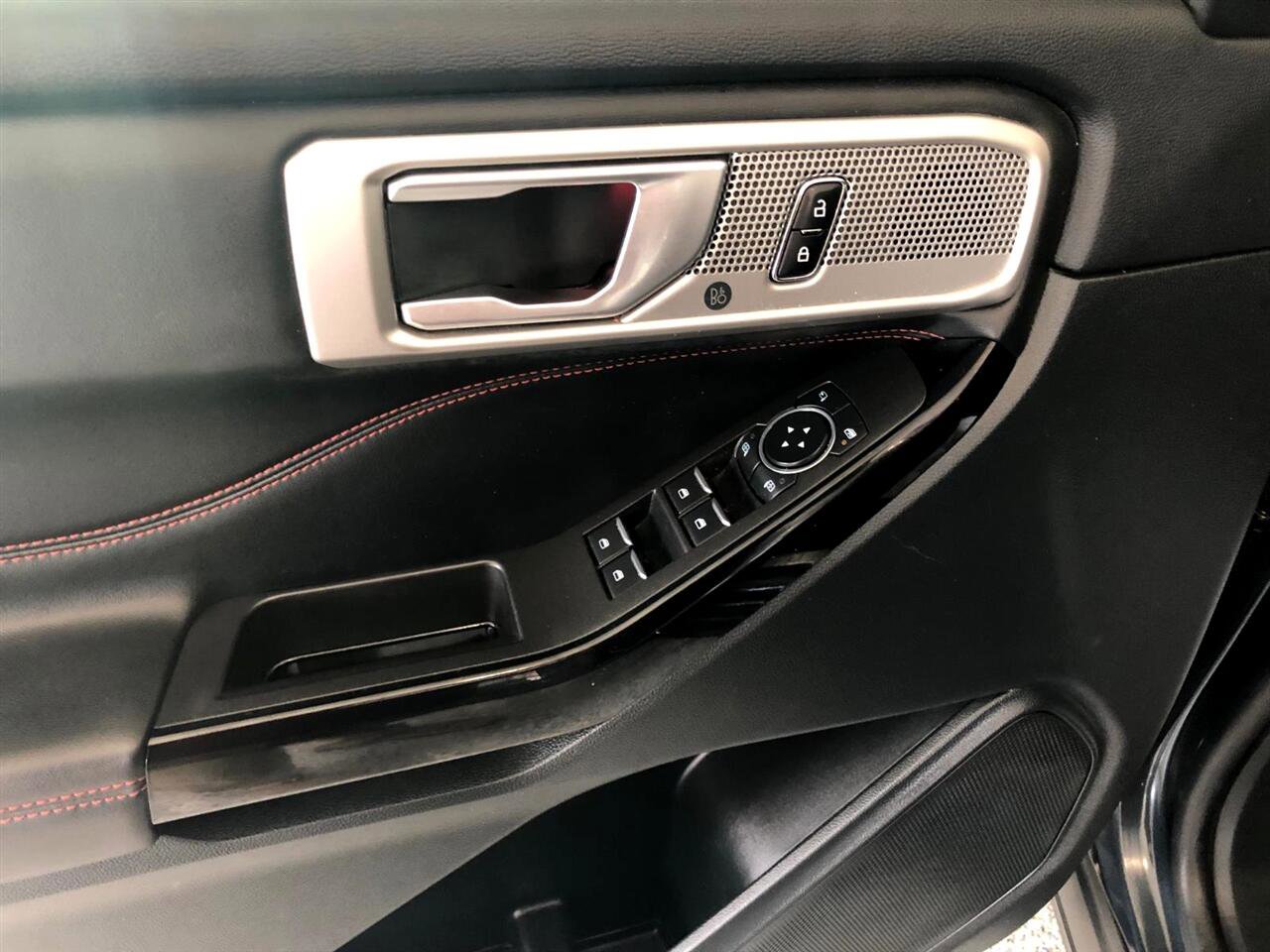 Used 2023 Ford Explorer ST-Line w/ Class IV Trailer Tow Package image 6