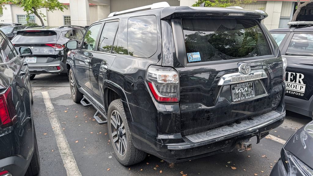 Used 2015 Toyota 4Runner Limited image 4