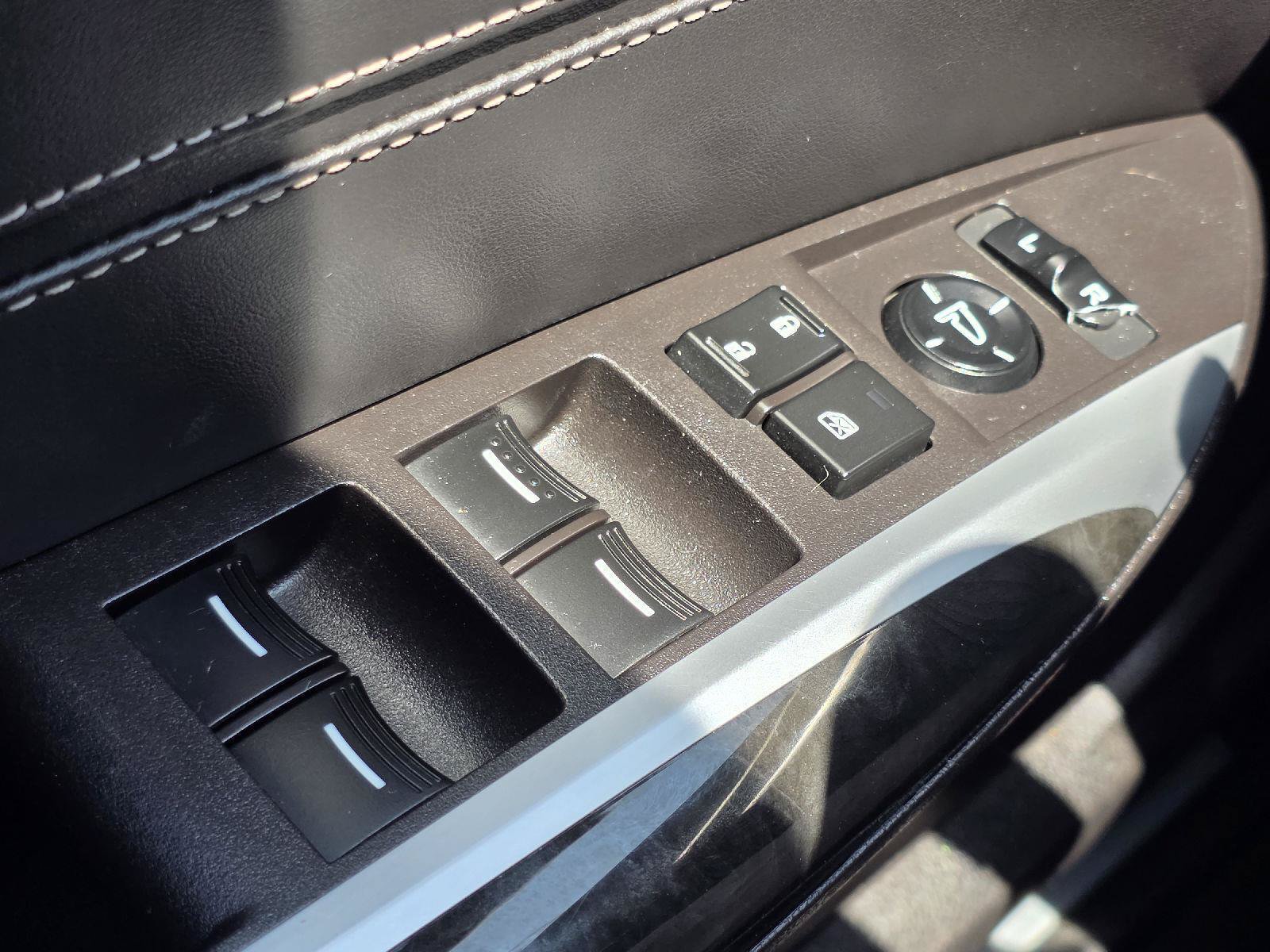 Used 2020 Acura TLX w/ Technology Package FWD image 11
