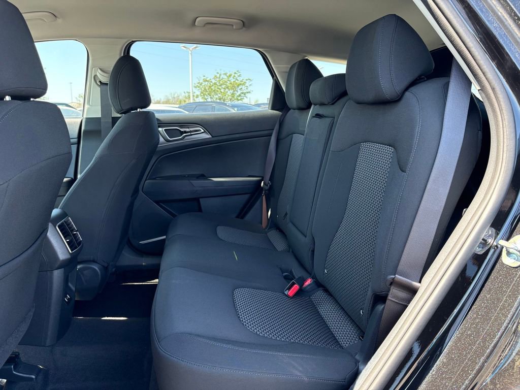 New 2026 Kia Sportage LX image 14