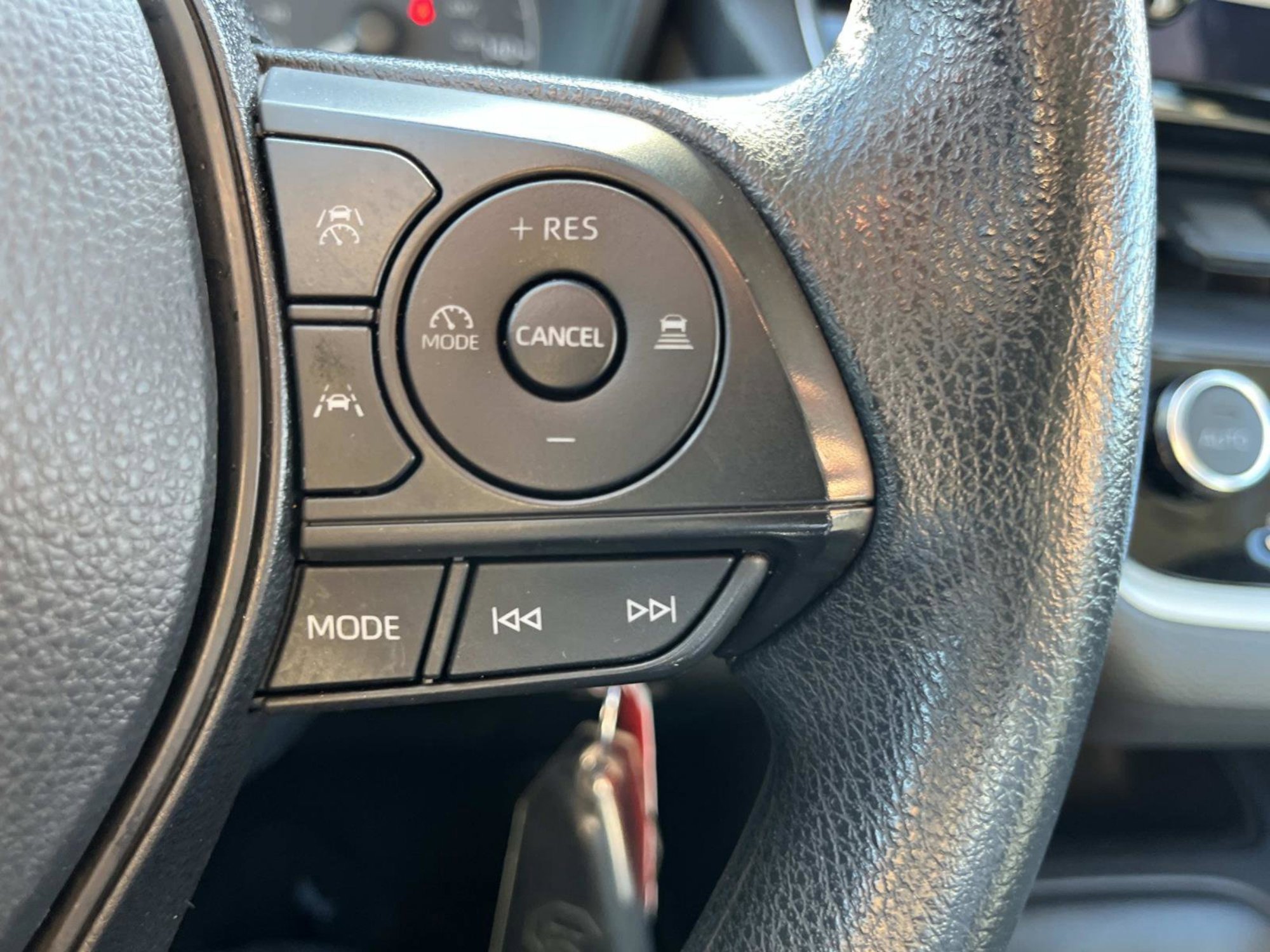 Used 2023 Toyota Corolla LE image 23