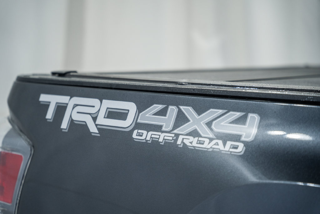 Used 2023 Toyota Tacoma TRD Off-Road w/ TRD Premium Off Road Package AWD/4WD image 19