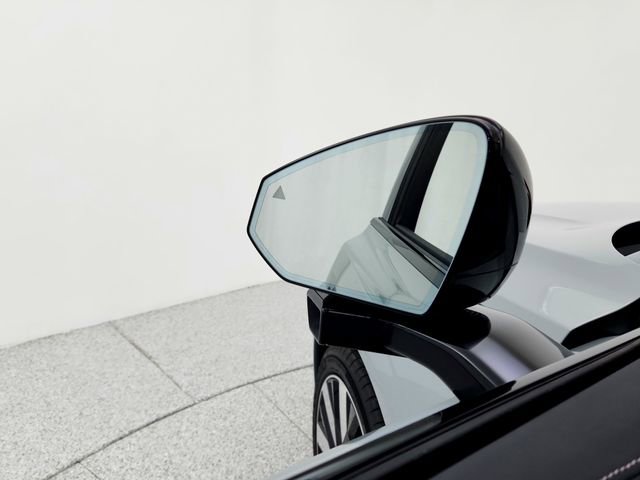 New 2025 Volvo EX90 Plus w/ Protection Package Premier image 24