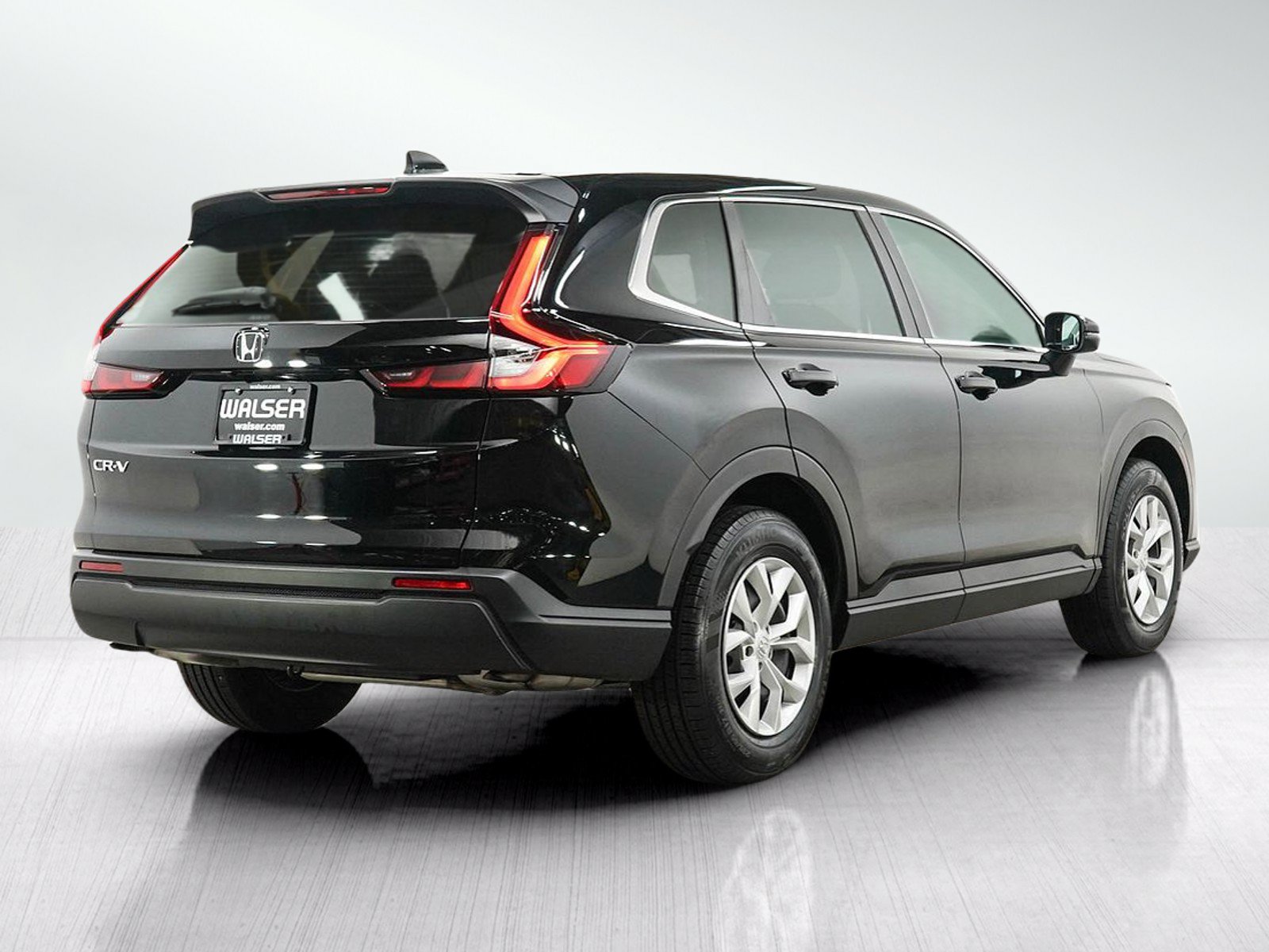 Used 2024 Honda CR-V LX image 5
