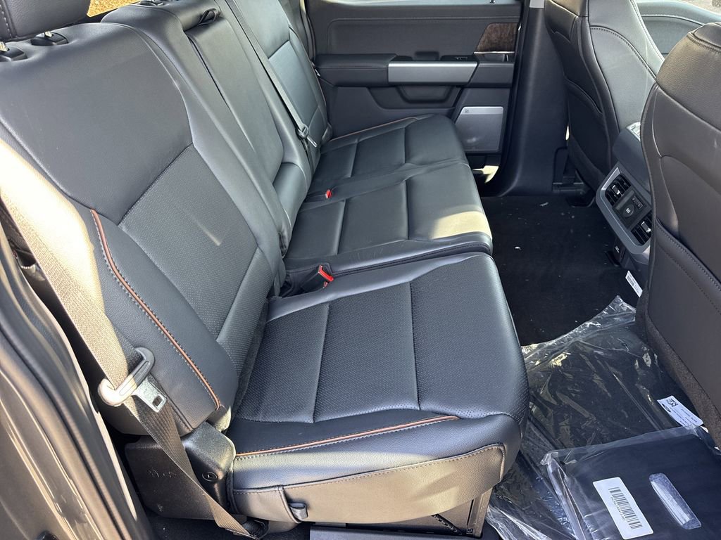 New 2026 Ford F250 Lariat w/ Black Appearance Package image 15