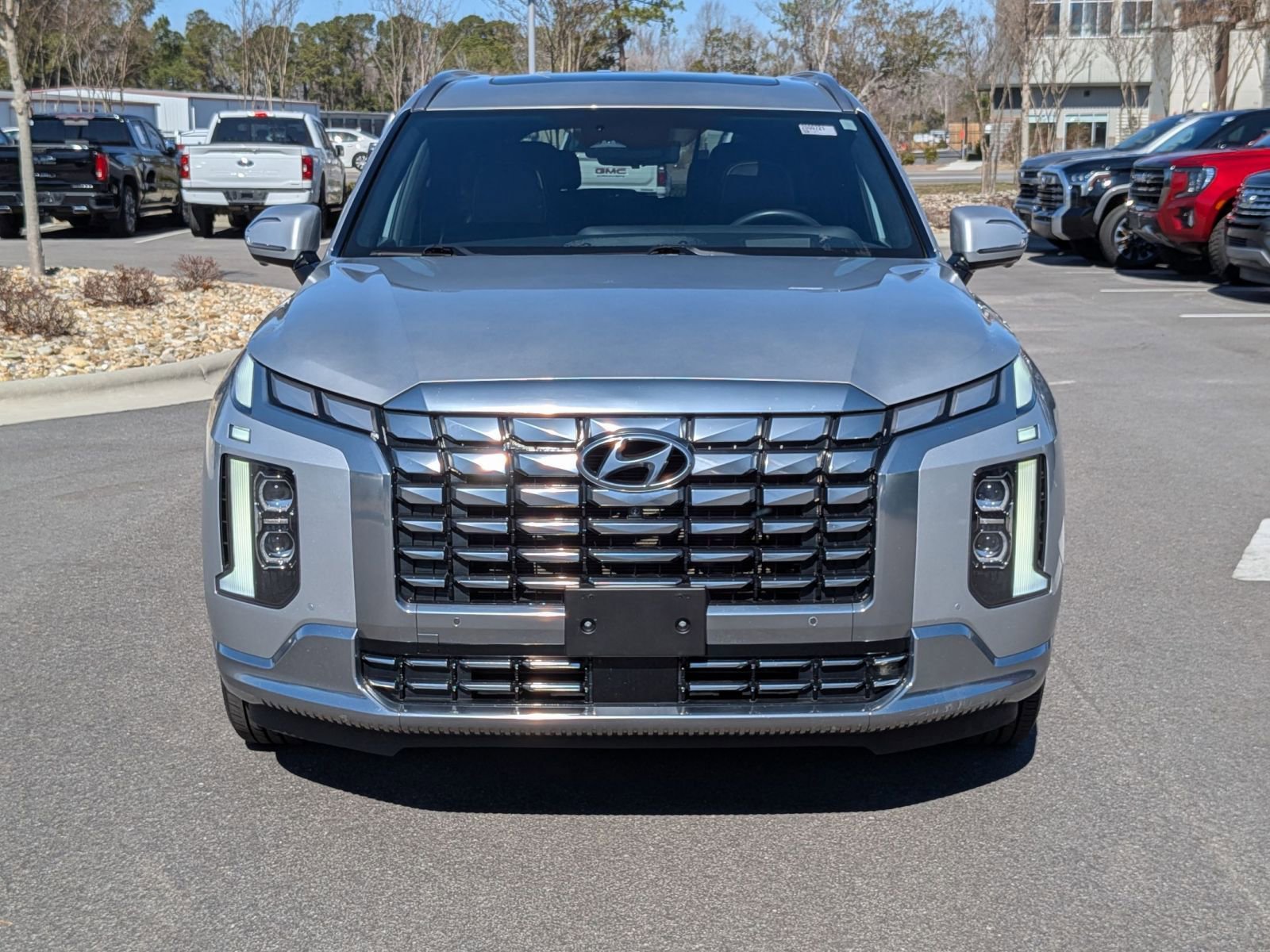 Used 2024 Hyundai Palisade Calligraphy image 8