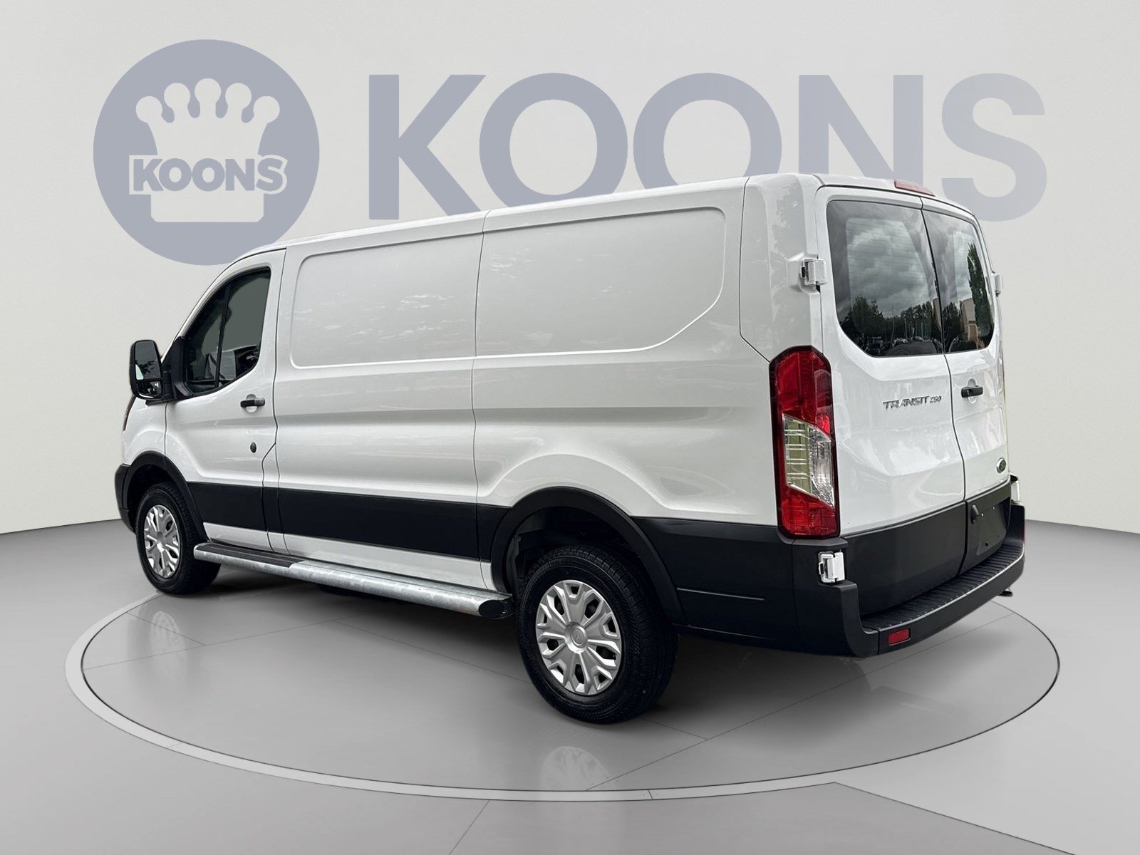 Used 2025 Ford Transit 250 Low Roof w/ Exterior Upgrade Package RWD image 4