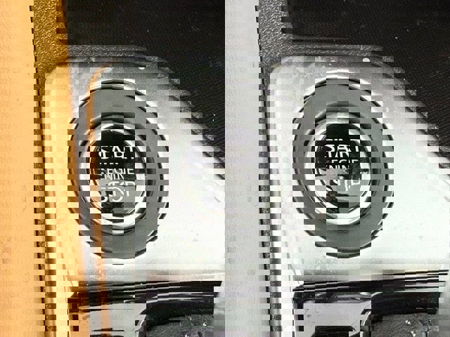 New 2025 Nissan Sentra SV w/ SV Premium Package image 30