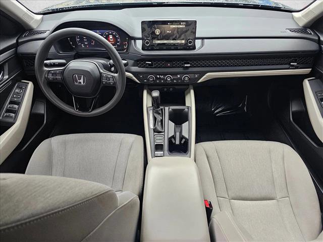 Used 2023 Honda Accord EX image 17