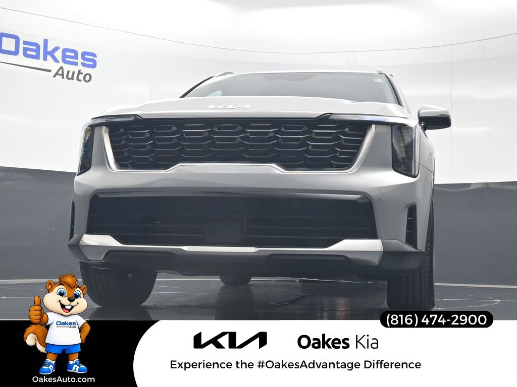 Certified 2026 Kia Sorento S w/ S Panoramic Sunroof Package FWD image 40