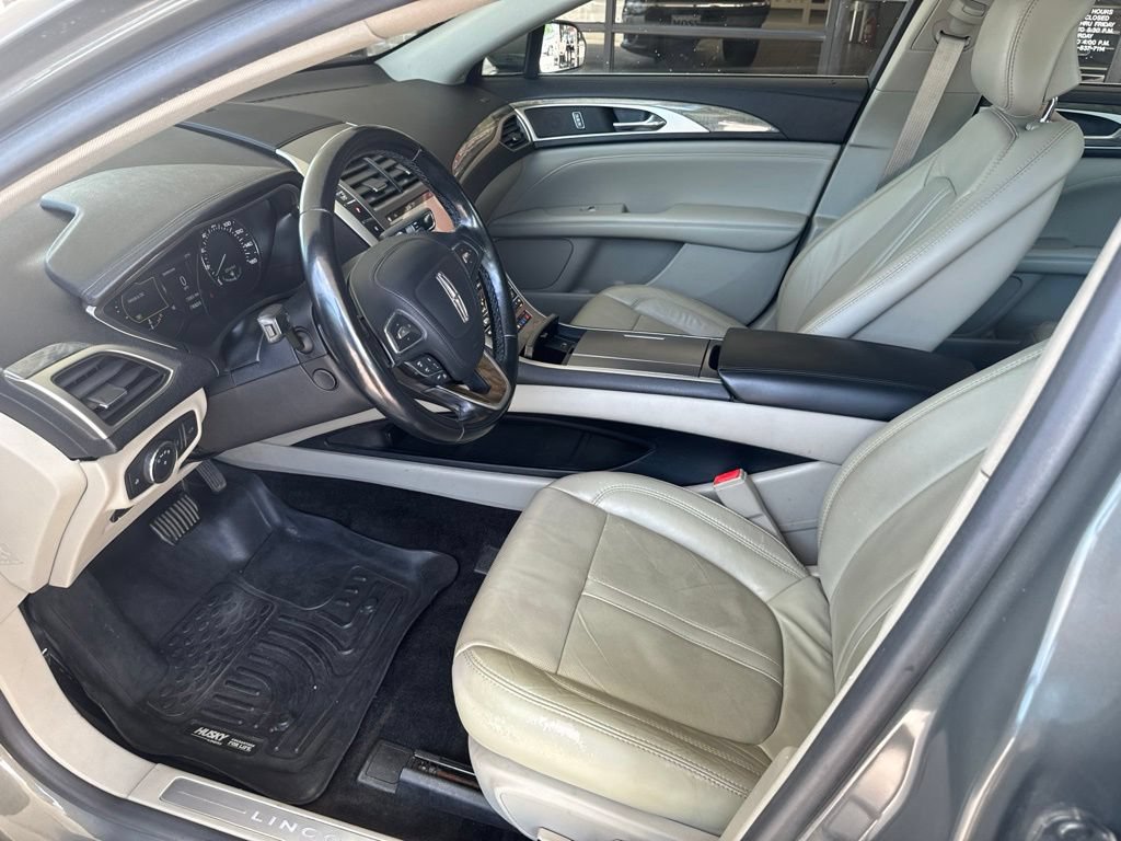 Used 2017 Lincoln MKZ Reserve w/ Technology Package AWD/4WD image 8