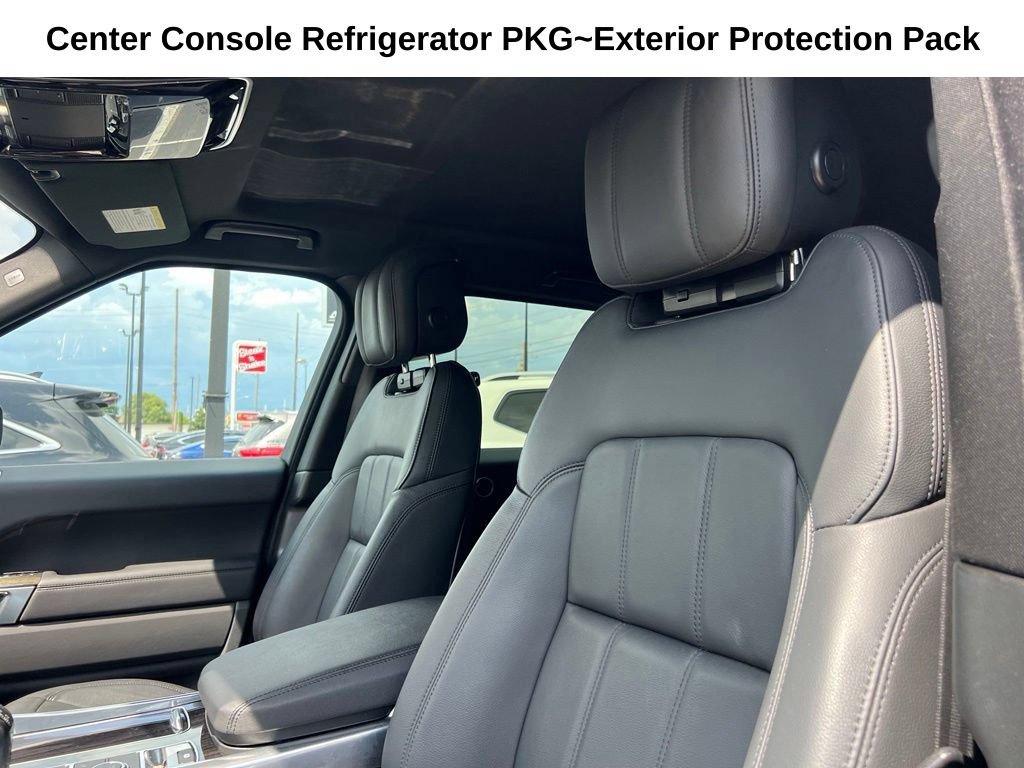 Used 2019 Land Rover Range Rover Sport SE AWD/4WD image 37