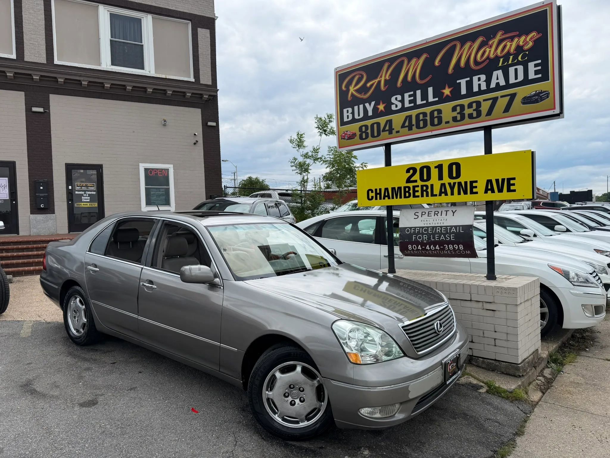 Used 2002 Lexus LS 430 RWD image 31