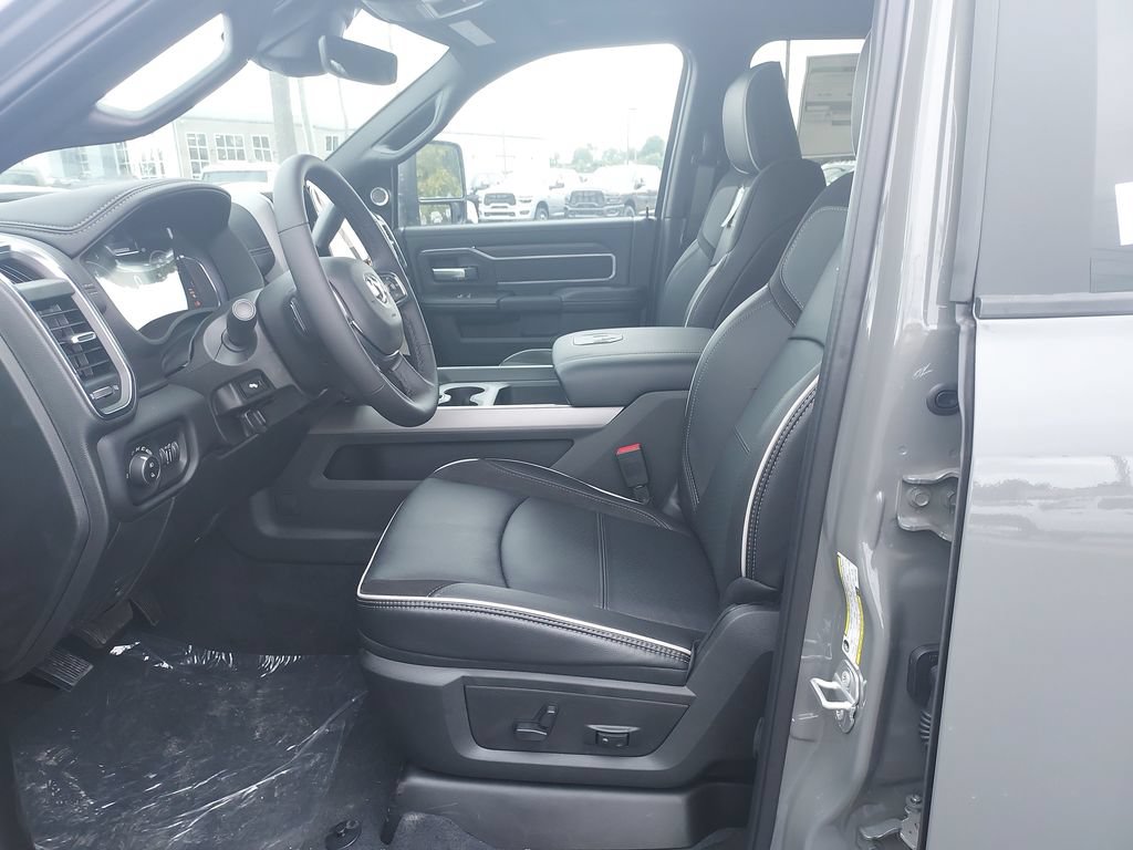 New 2027 RAM 2500 Laramie AWD/4WD image 13