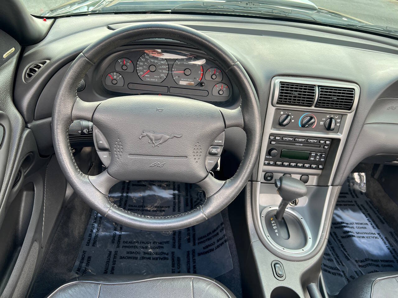 Used 2004 Ford Mustang Convertible RWD image 19