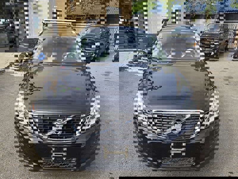 Used 2012 Volvo XC60 T6 image 3
